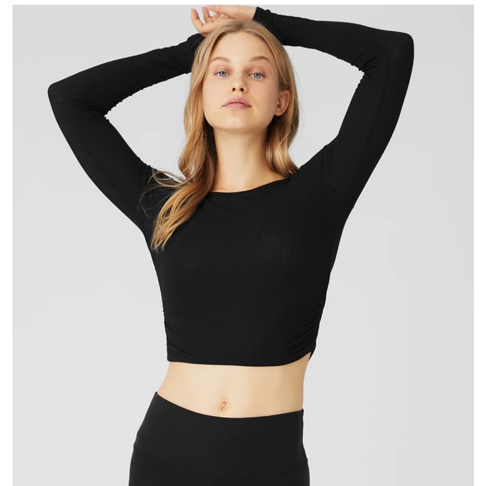 NWT Alo Gather Long Sleeve size small